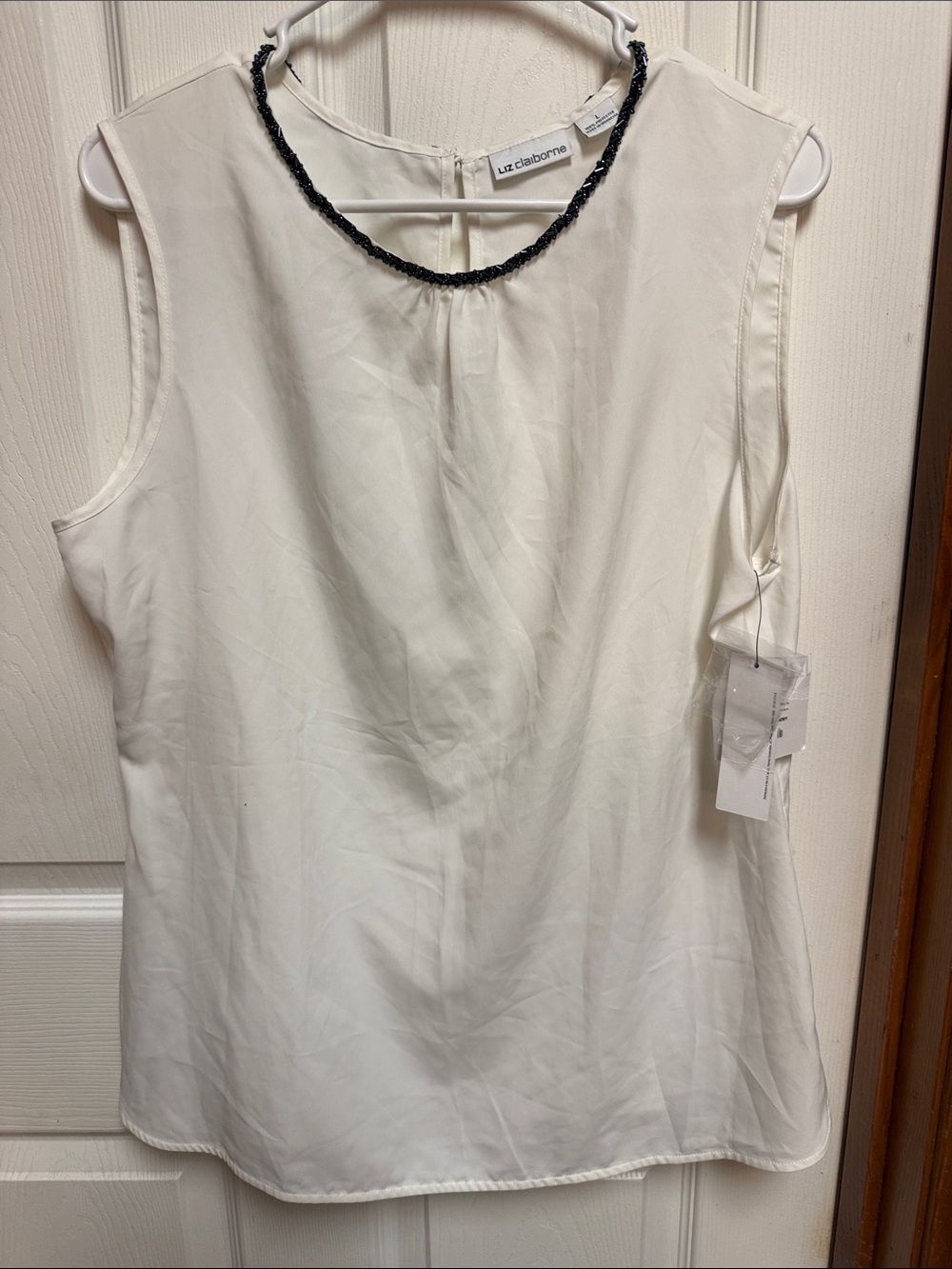 Liz Claiborne Cream Sleeveless Beaded-Neck Shell Top